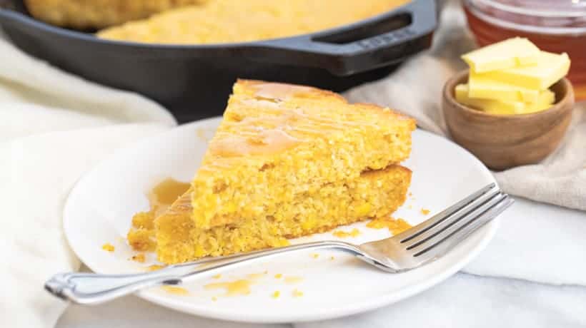 healthy skillet cornbread