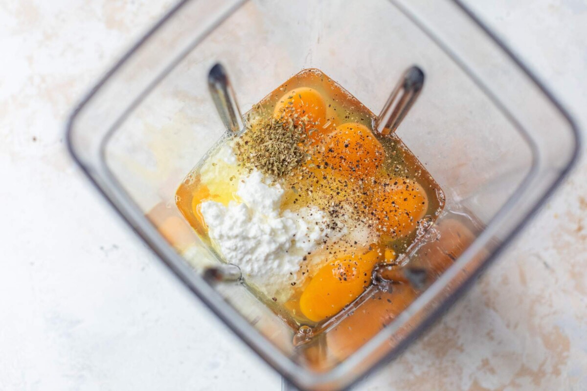Eggs and cottage cheese in a blender.