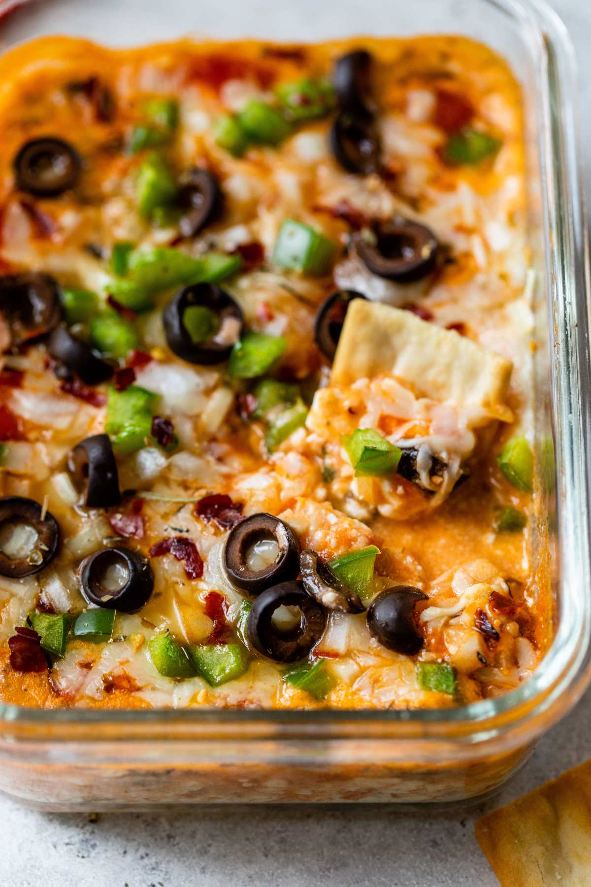Cottage cheese pizza bowl with a chip in it.
