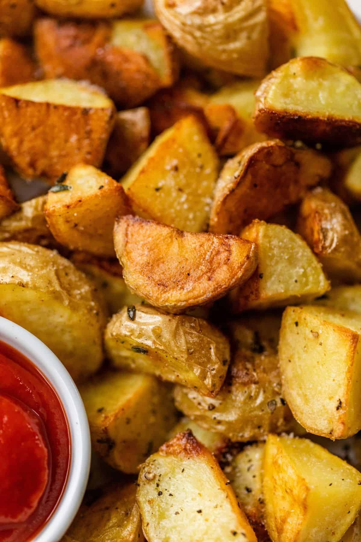 oven roasted potatoes with ketchup