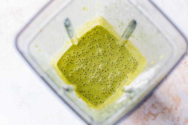spinach pancake ingredients blended in a blender